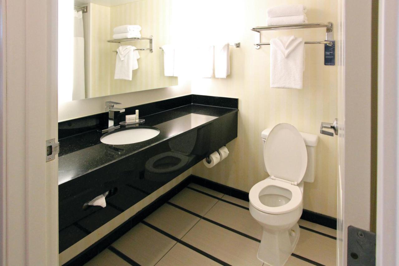 Fairfield Inn & Suites By Marriott Charleston Airport/Convention Center North Charleston Extérieur photo