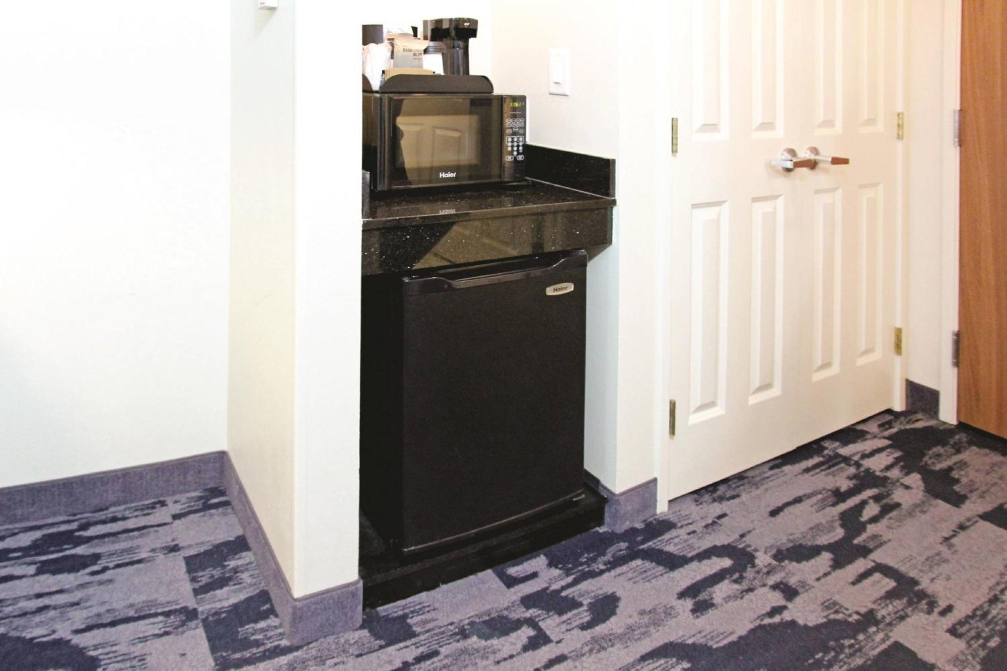 Fairfield Inn & Suites By Marriott Charleston Airport/Convention Center North Charleston Extérieur photo