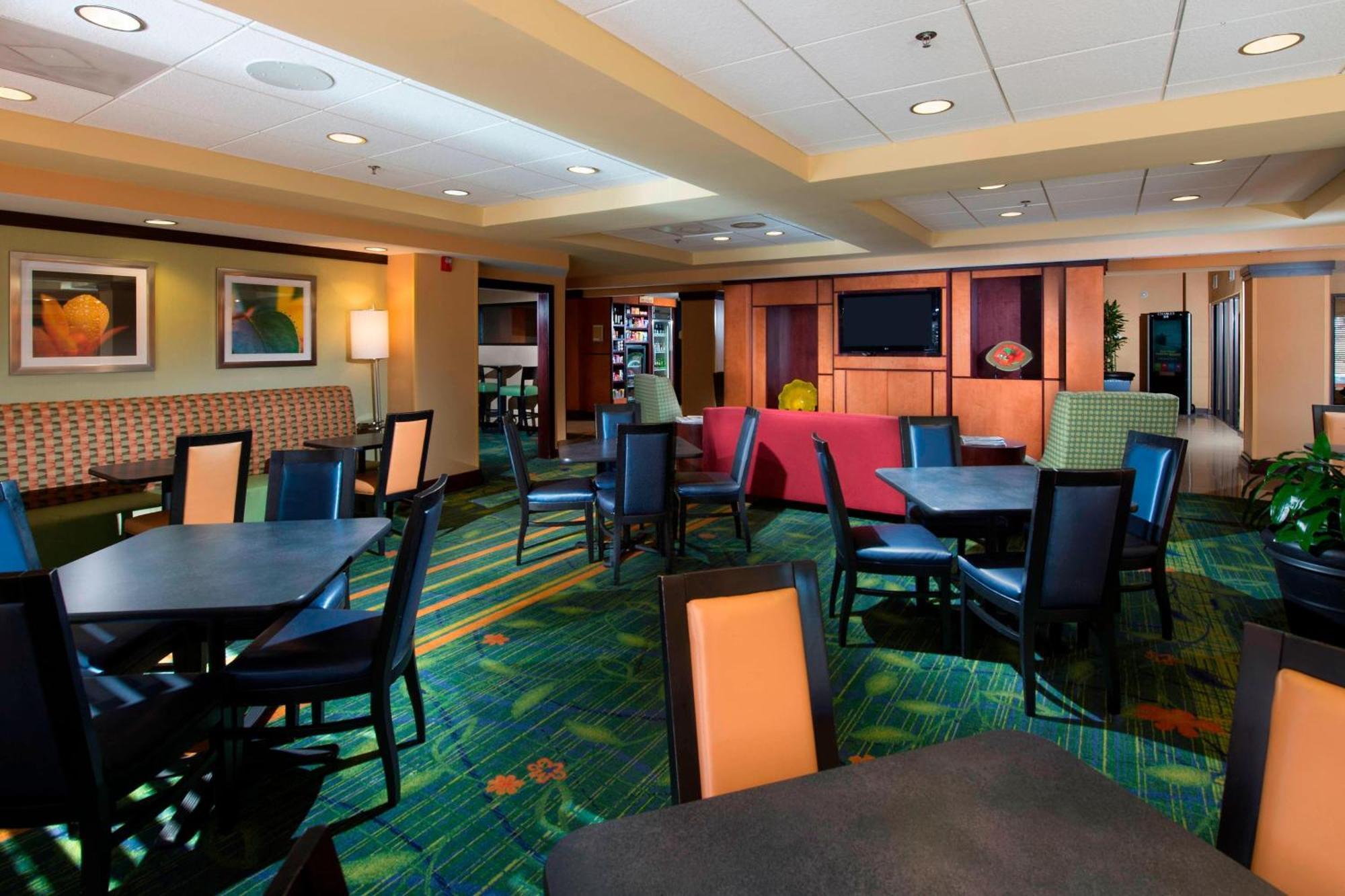 Fairfield Inn & Suites By Marriott Charleston Airport/Convention Center North Charleston Extérieur photo